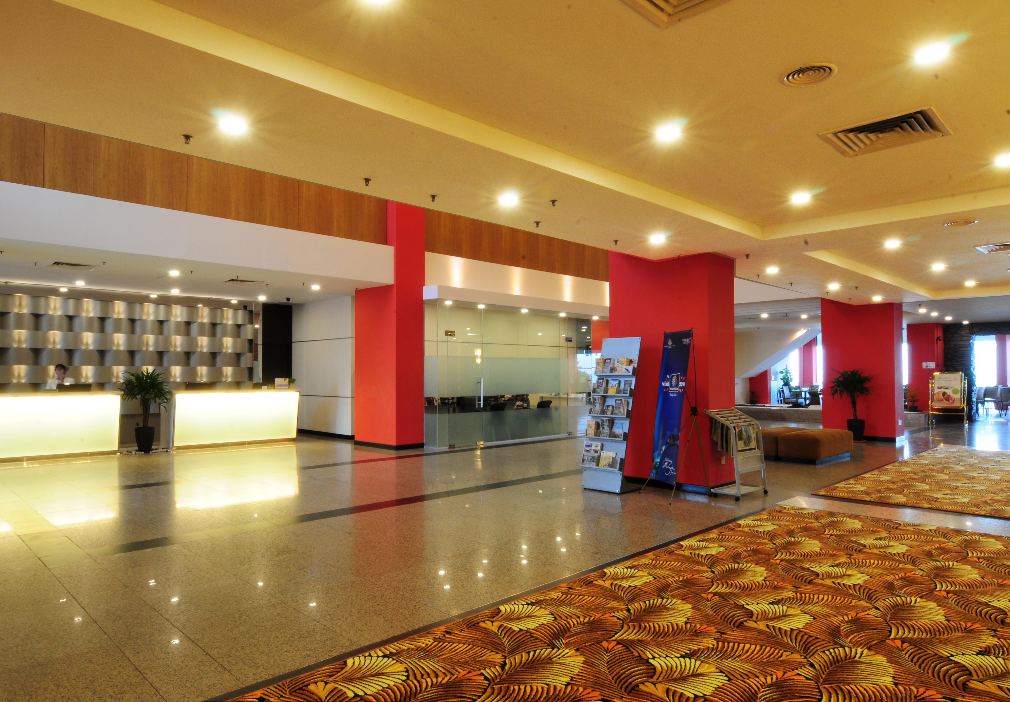 Hotel Sentral Seaview @ ​Beachfront Tanjung Bungah  Dış mekan fotoğraf