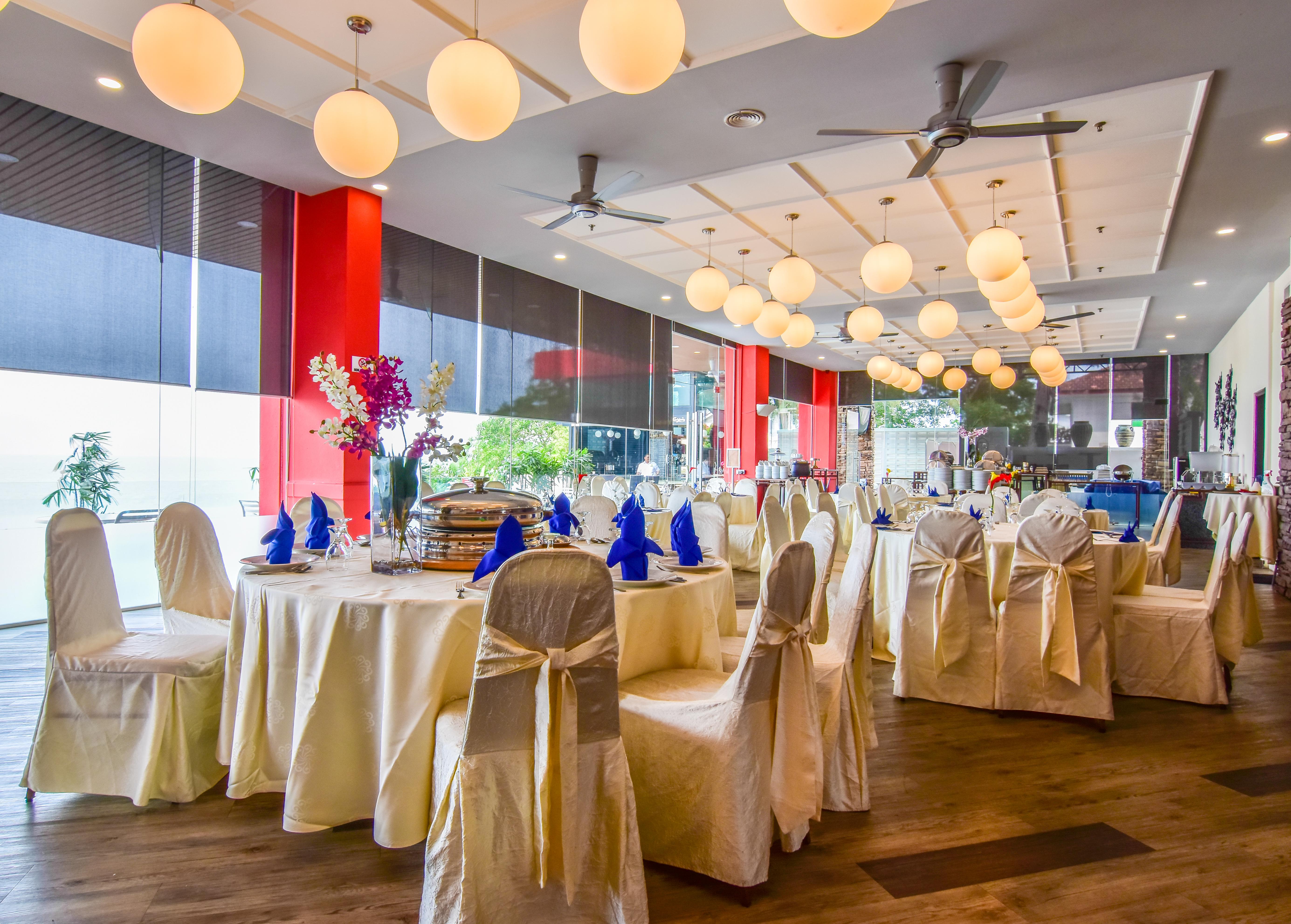 Hotel Sentral Seaview @ ​Beachfront Tanjung Bungah  Dış mekan fotoğraf