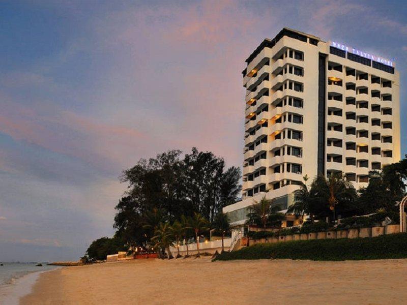 Hotel Sentral Seaview @ ​Beachfront Tanjung Bungah  Dış mekan fotoğraf