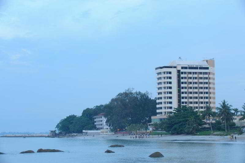 Hotel Sentral Seaview @ ​Beachfront Tanjung Bungah  Dış mekan fotoğraf